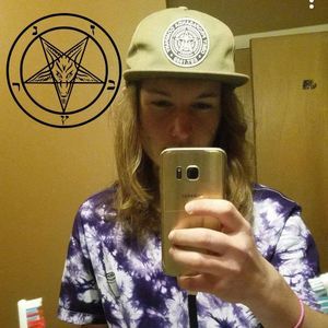 Meet your Posher, Cameron